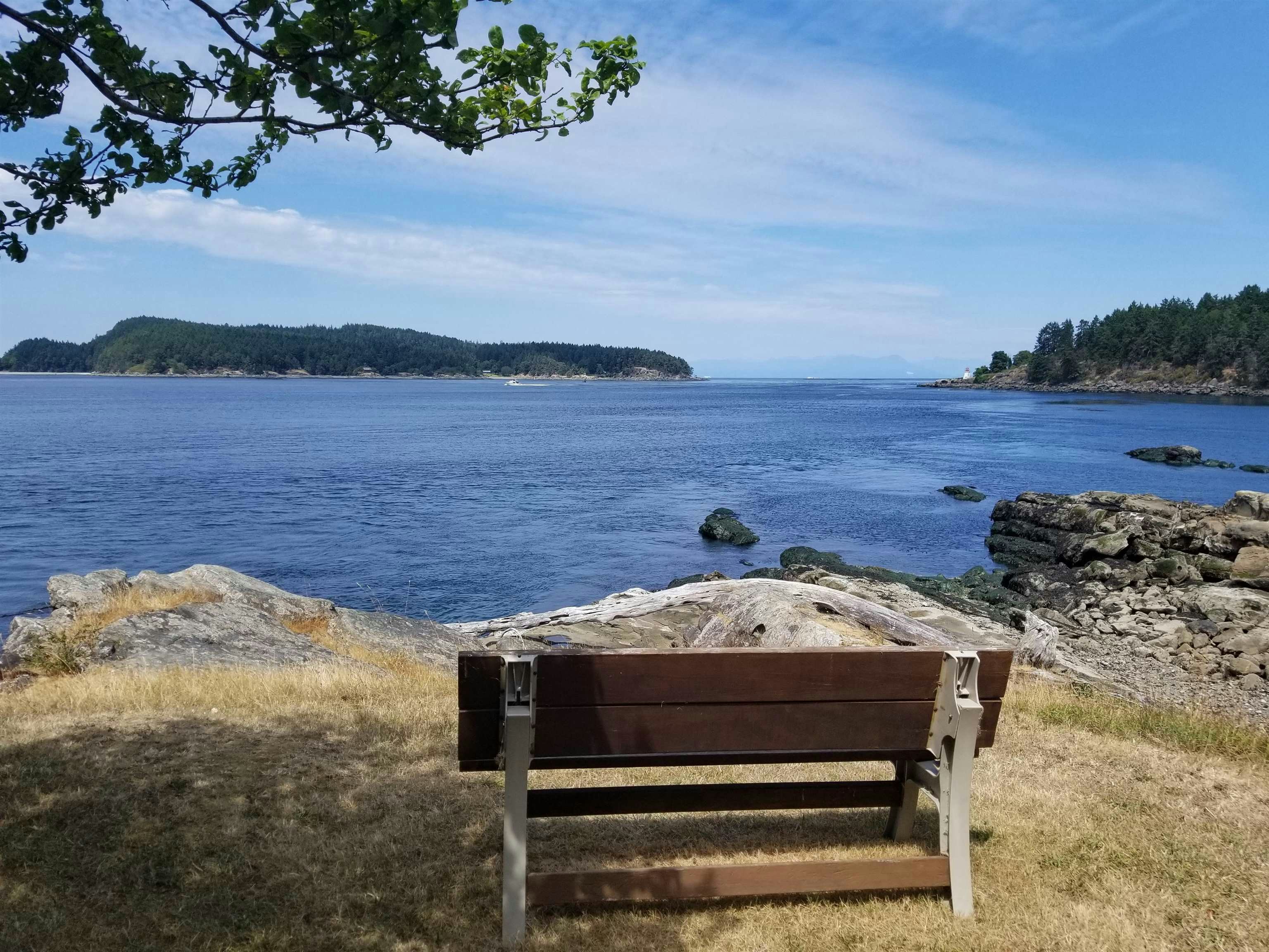 495 Deacon Lane, Galiano Island, BC, V0N 1P0