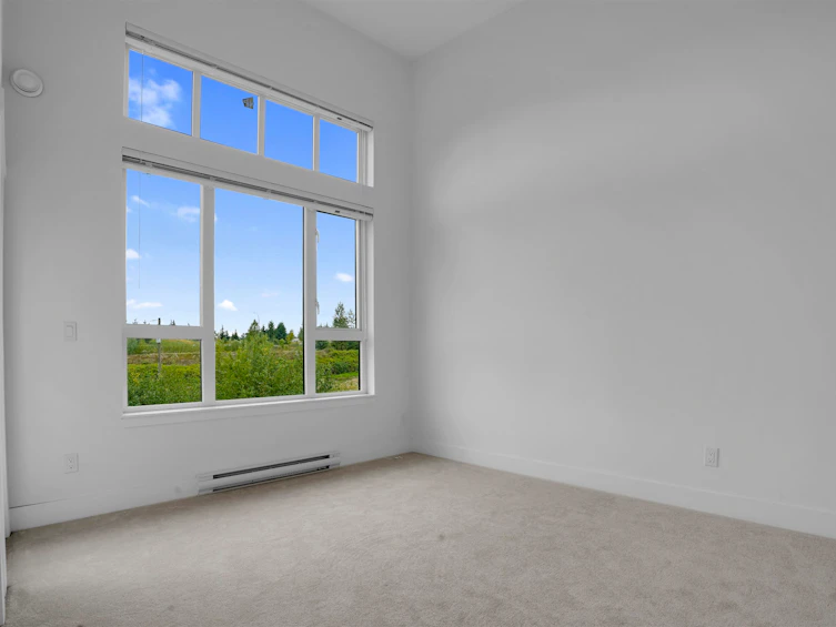 504-9983 E Barnston Drive, Surrey, BC, V4N 6T3 - 9