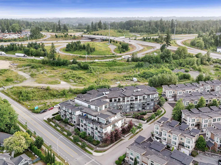 504-9983 E Barnston Drive, Surrey, BC, V4N 6T3 - 16