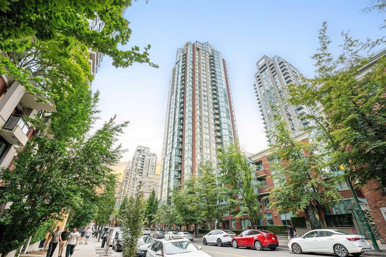 304-939 Homer Street, Vancouver, BC, V6B 2W6 - 16