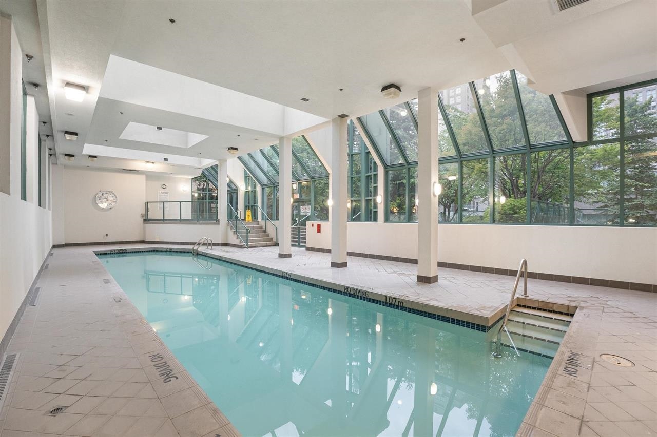 304-939 Homer Street, Vancouver, BC, V6B 2W6 - 11