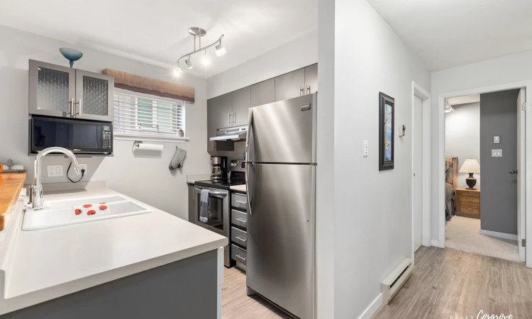 801-3050 Hillcrest Drive