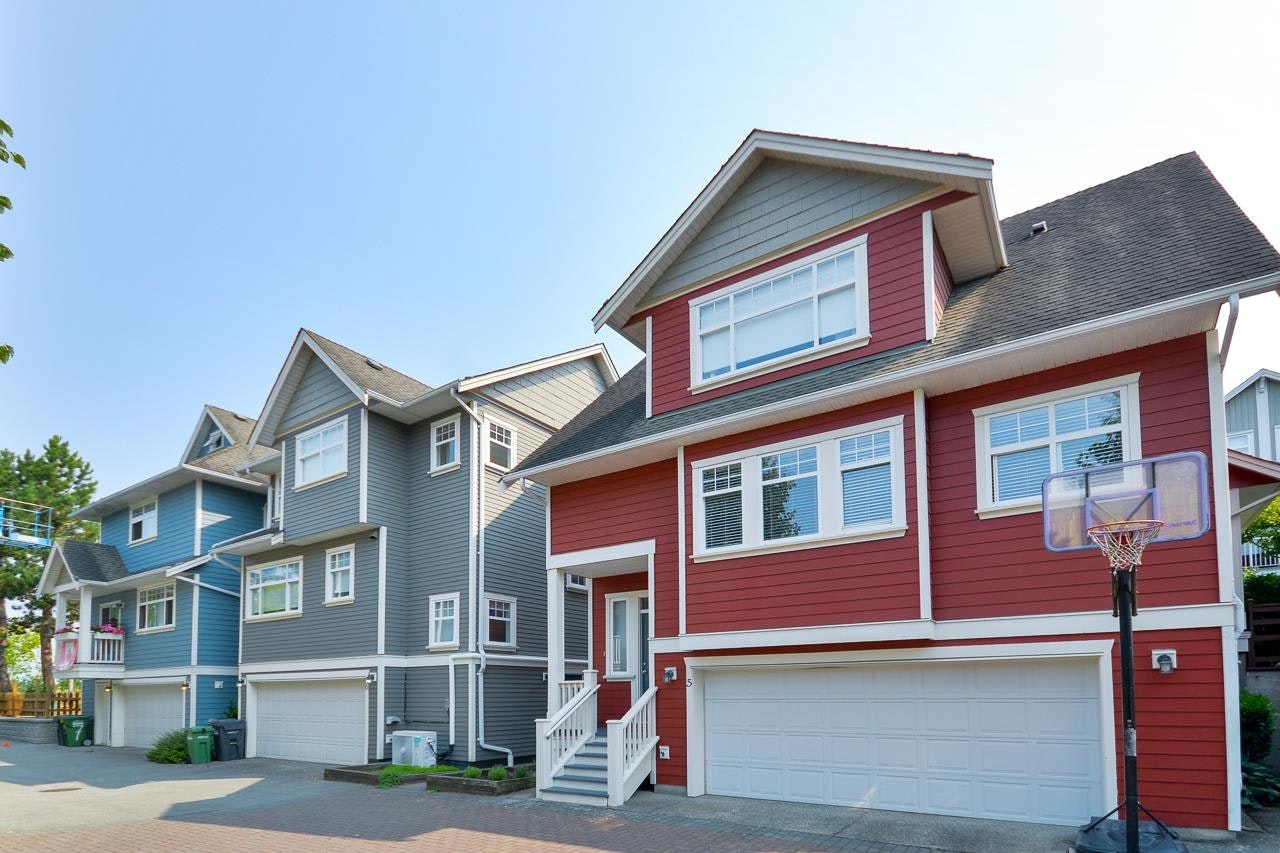 5-13160 Princess Street - 2