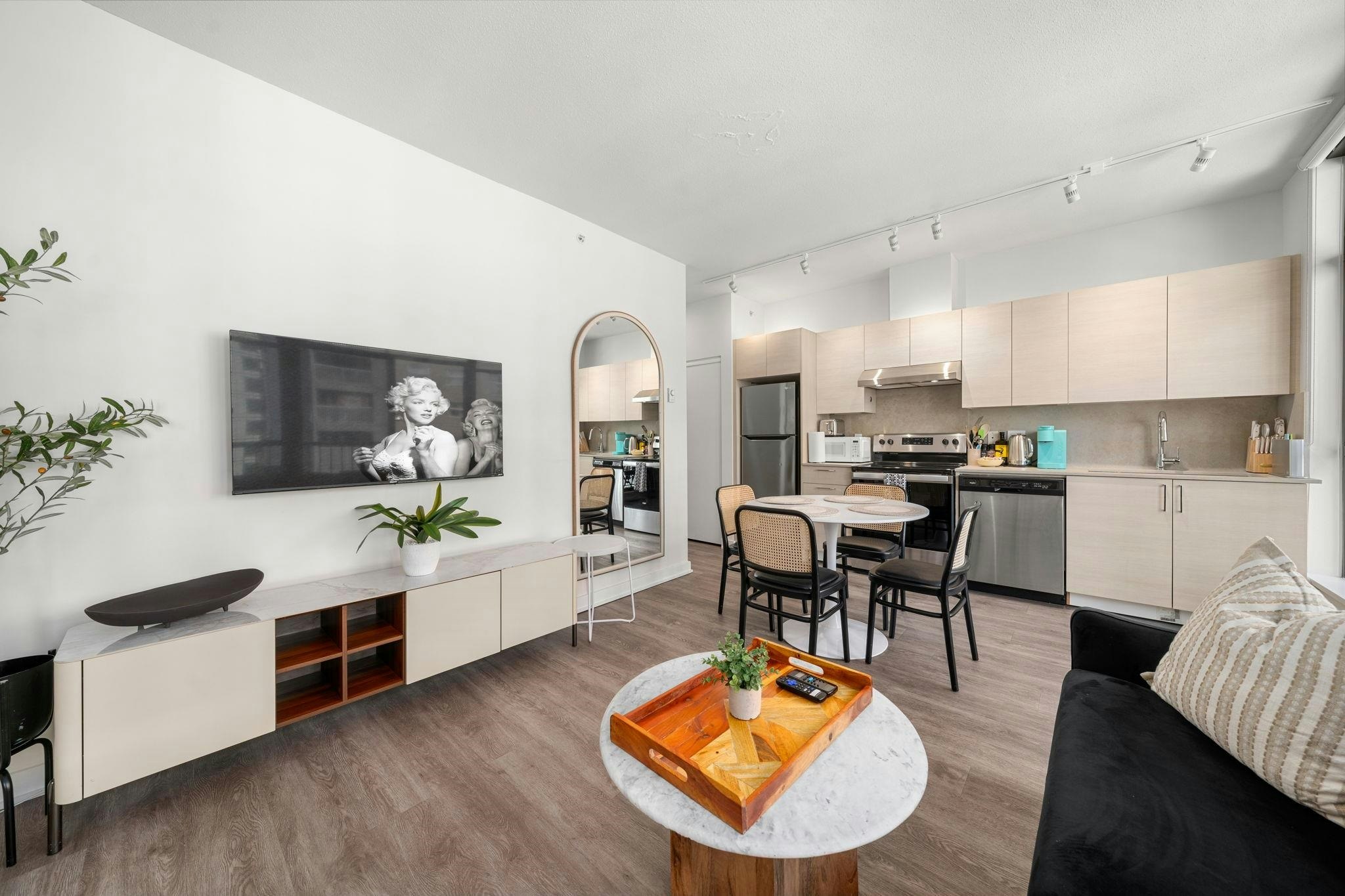 602-1249 Granville Street, Vancouver, BC, V6Z 1M5 - 6