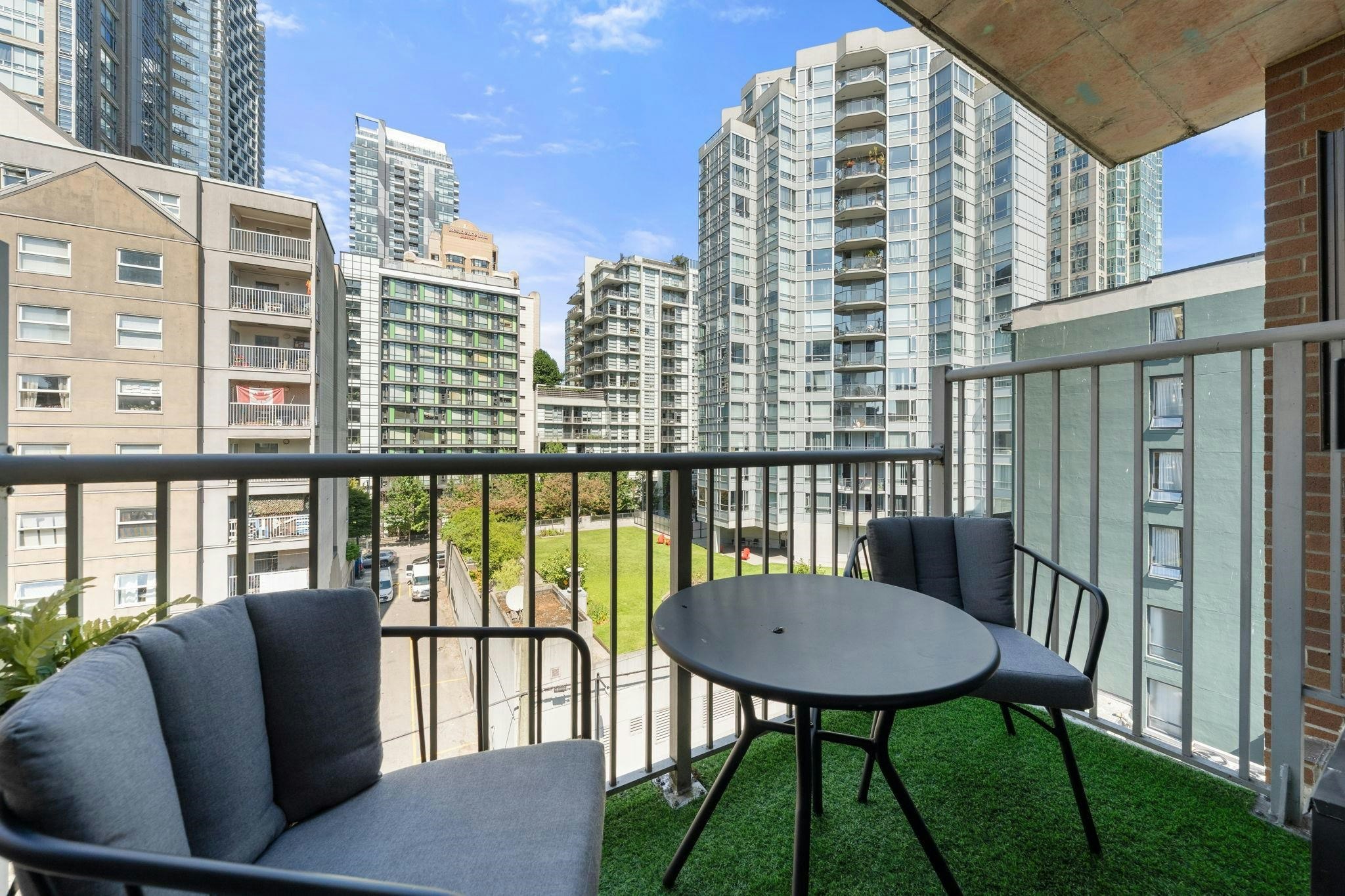 602-1249 Granville Street, Vancouver, BC, V6Z 1M5 - 14