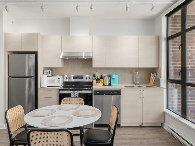 602-1249 Granville Street, Vancouver, BC, V6Z 1M5 - 10