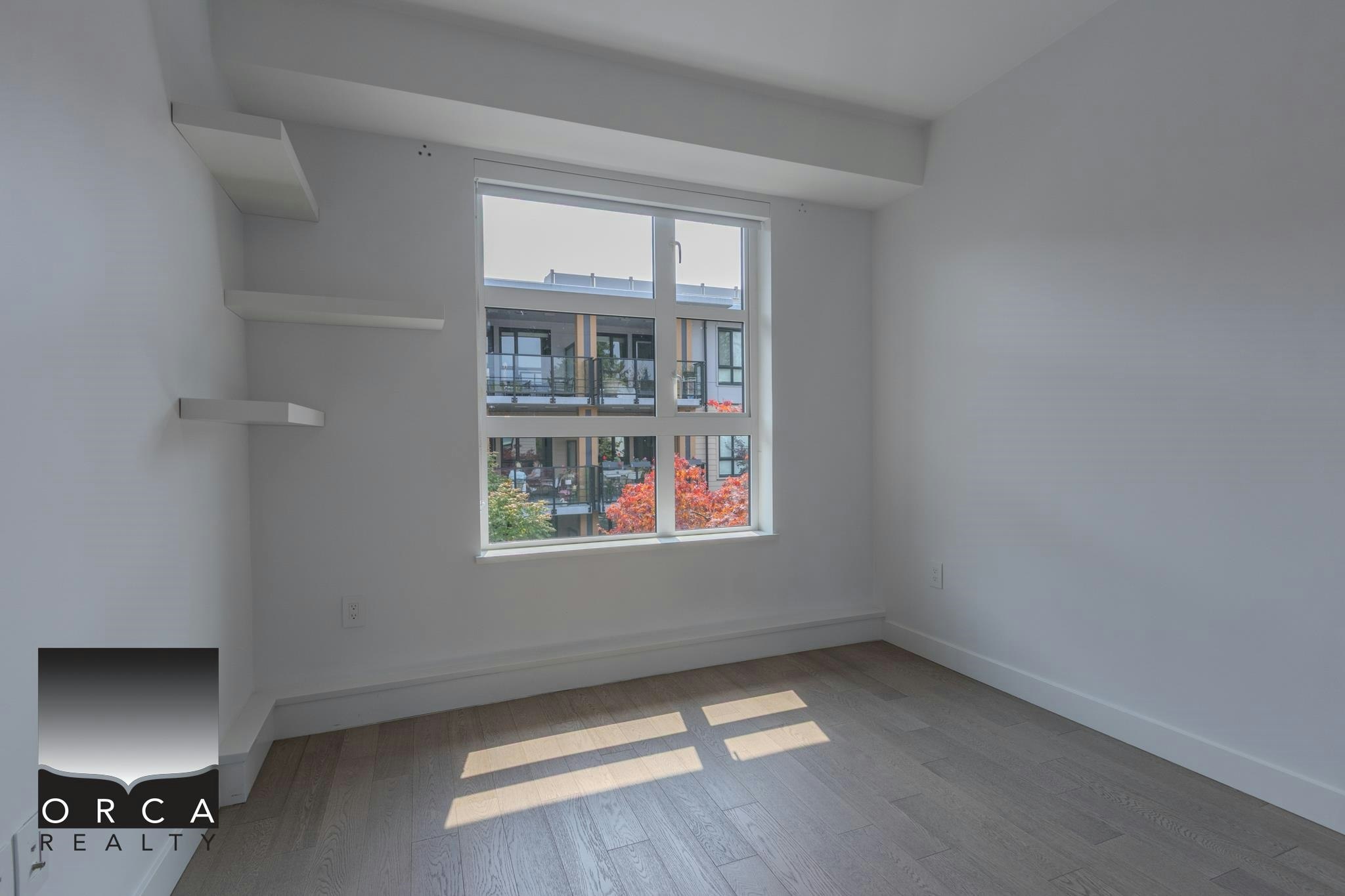 208-1055 Ridgewood Drive, North Vancouver, BC, V7R 0A6 - 14