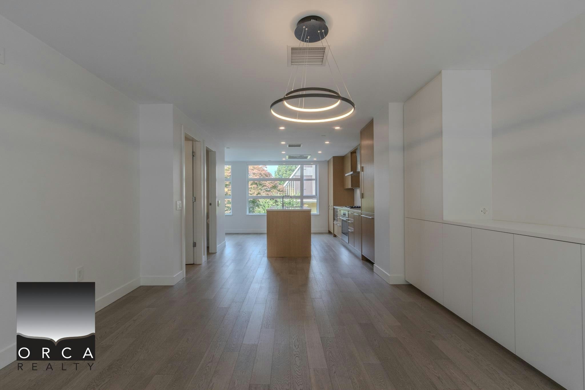 208-1055 Ridgewood Drive, North Vancouver, BC, V7R 0A6 - 5