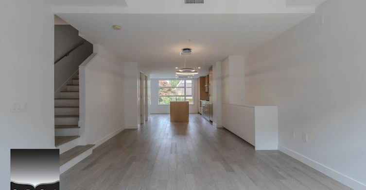 208-1055 Ridgewood Drive, North Vancouver, BC, V7R 0A6 - 7