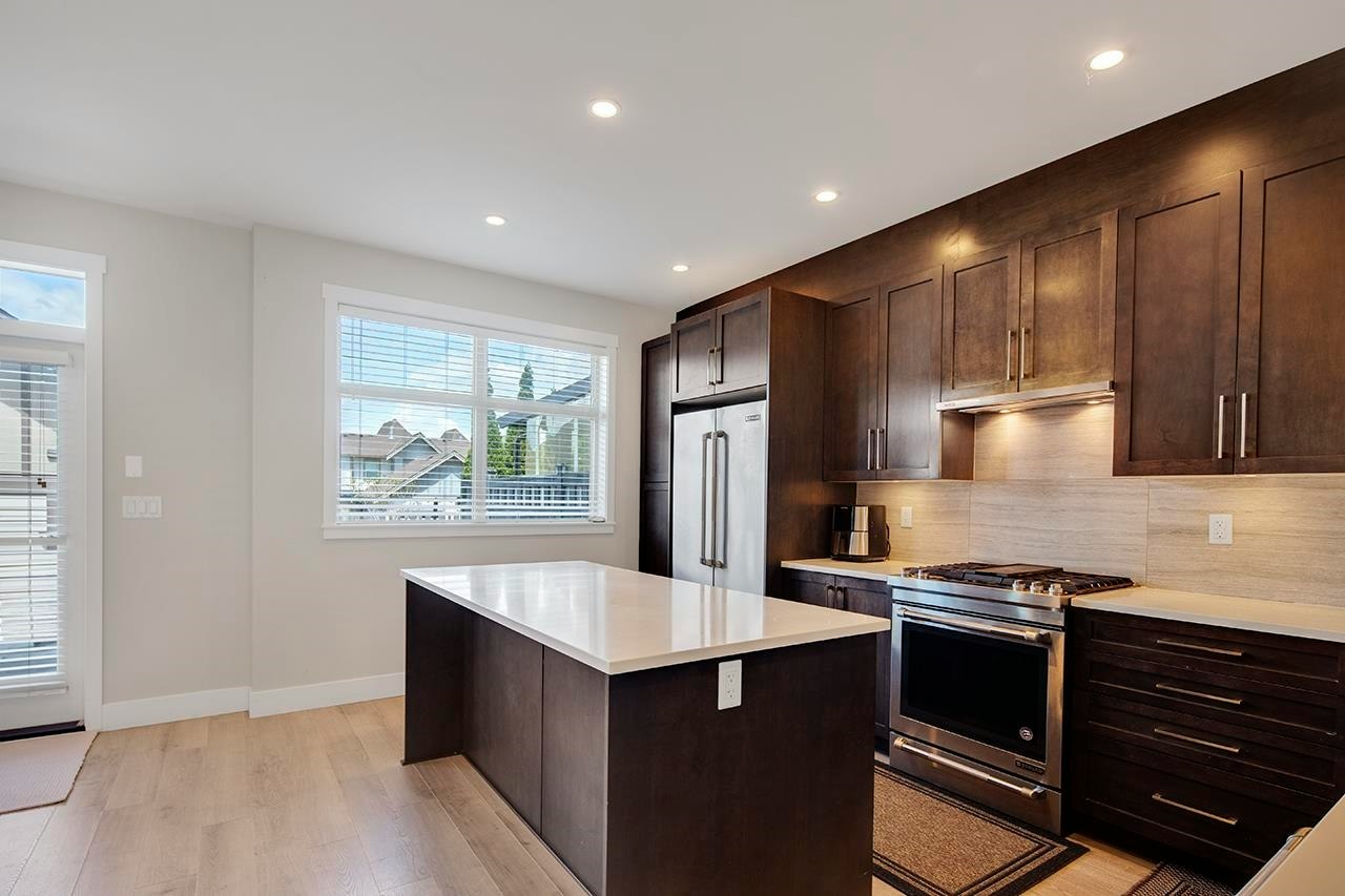 16439 24 Avenue - 5
