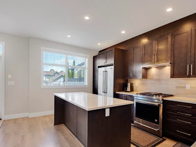 16439 24 Avenue - 5