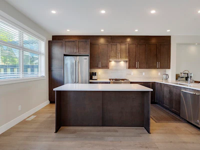 16439 24 Avenue - 2