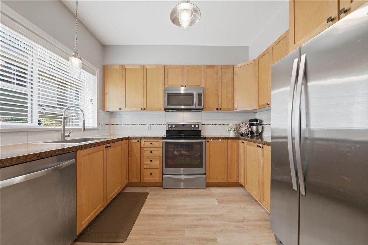 19-621 Langside Avenue - 5