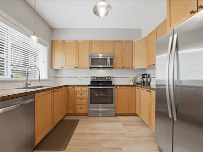 19-621 Langside Avenue - 5