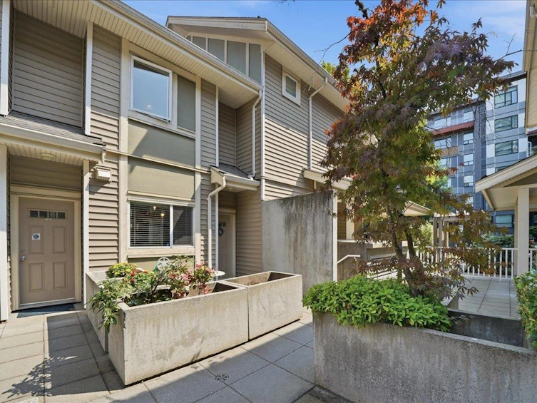 19-621 Langside Avenue, Coquitlam, BC, V3J 0A8 - 2