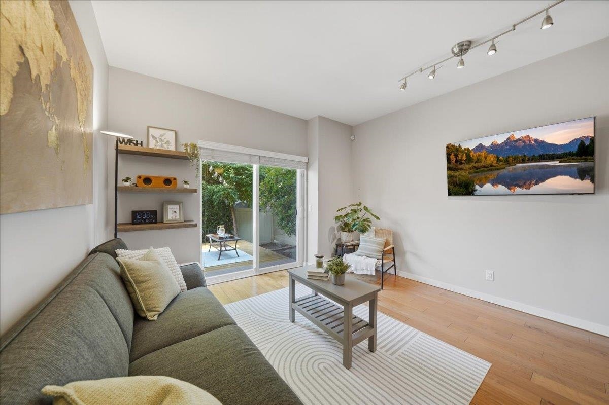19-621 Langside Avenue, Coquitlam, BC, V3J 0A8 - 8