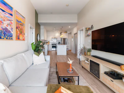 517-7809 209 Street - 4
