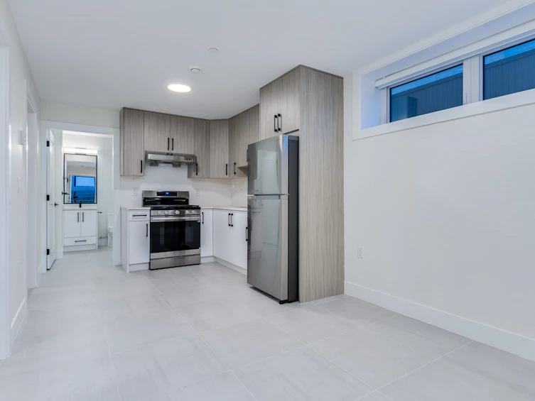 1-5461 Rhodes Street, Vancouver, BC, V5R 3P1 - 22