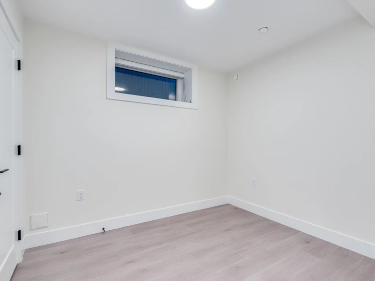 1-5461 Rhodes Street, Vancouver, BC, V5R 3P1 - 26