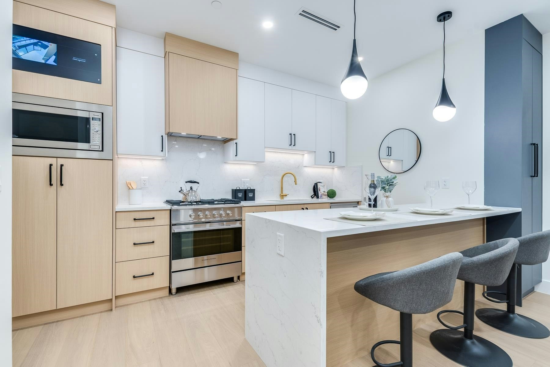1-5461 Rhodes Street, Vancouver, BC, V5R 3P1 - 8