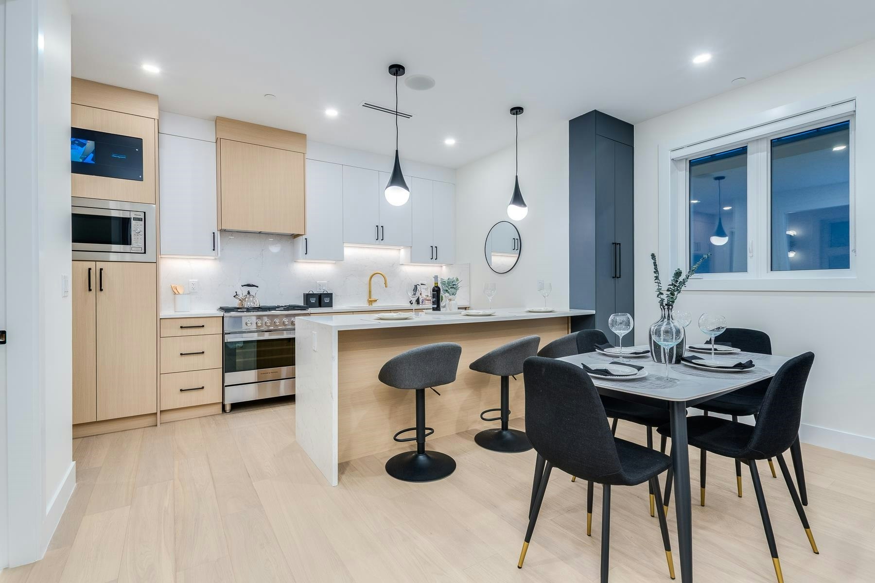 1-5461 Rhodes Street, Vancouver, BC, V5R 3P1 - 7