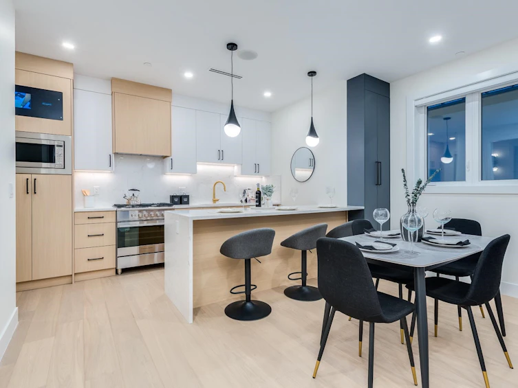1-5461 Rhodes Street, Vancouver, BC, V5R 3P1 - 7