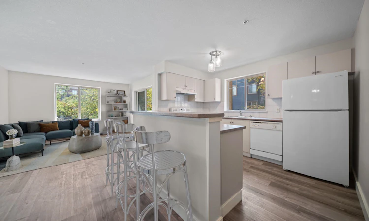 3203-240 Sherbrooke Street