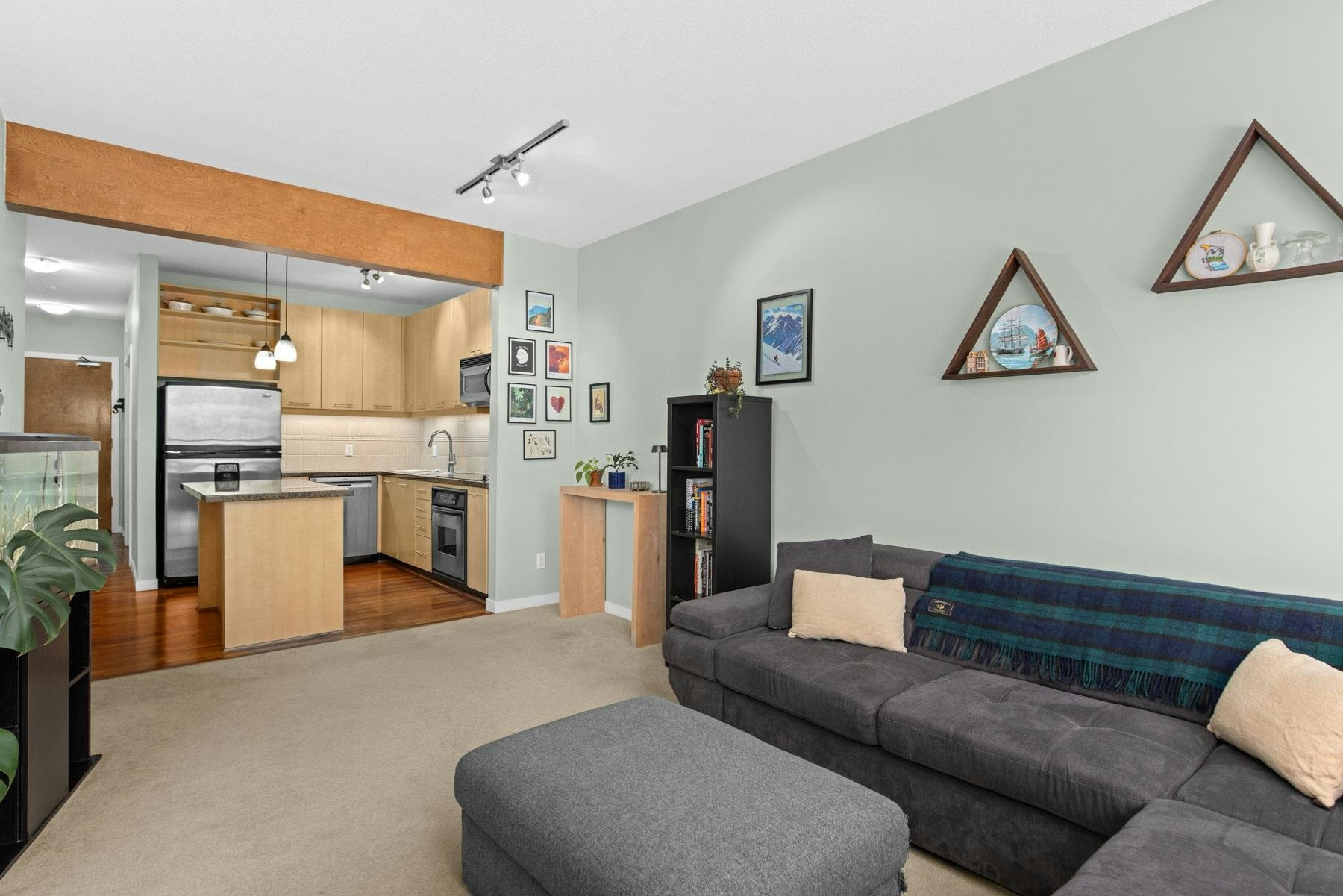 408-560 Ravenwoods Drive, North Vancouver, BC, V7G 2T3 - 6