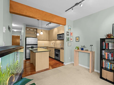 408-560 Ravenwoods Drive - 5