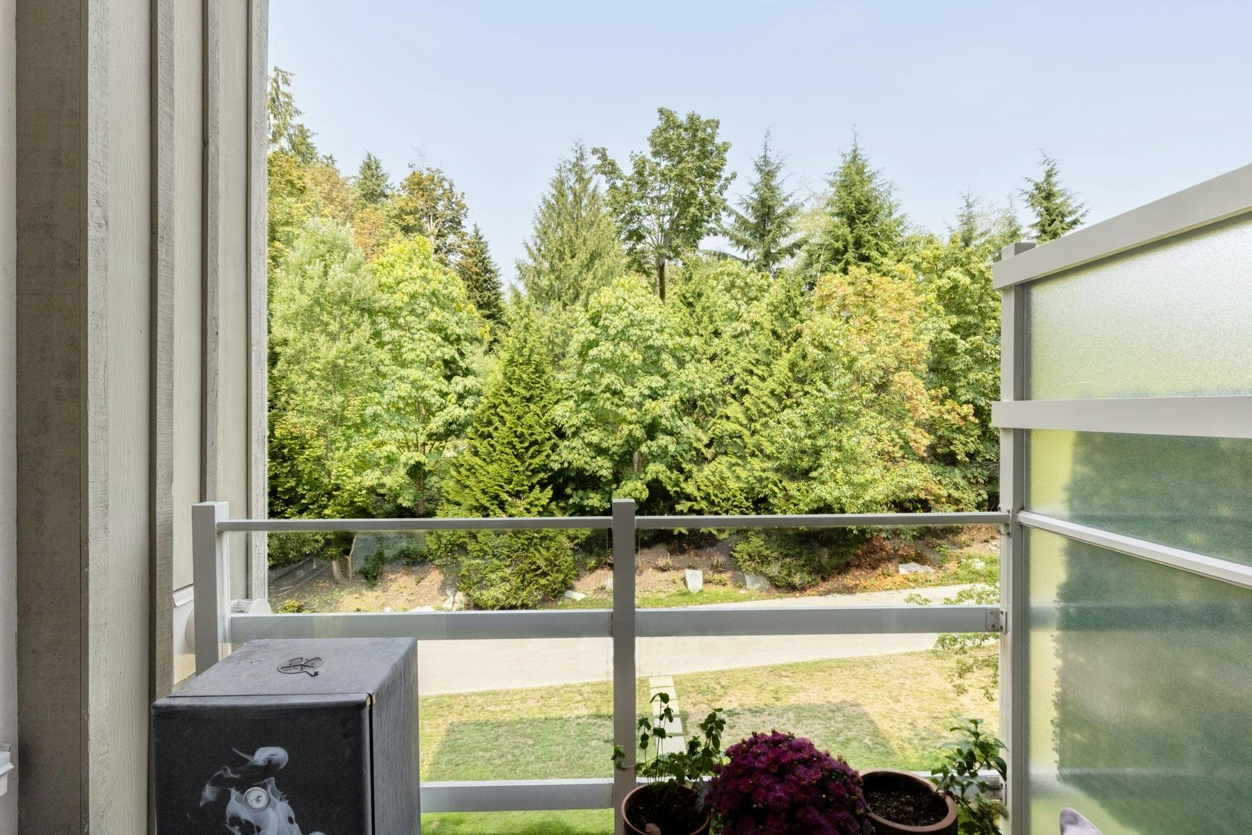 408-560 Ravenwoods Drive, North Vancouver, BC, V7G 2T3 - 17
