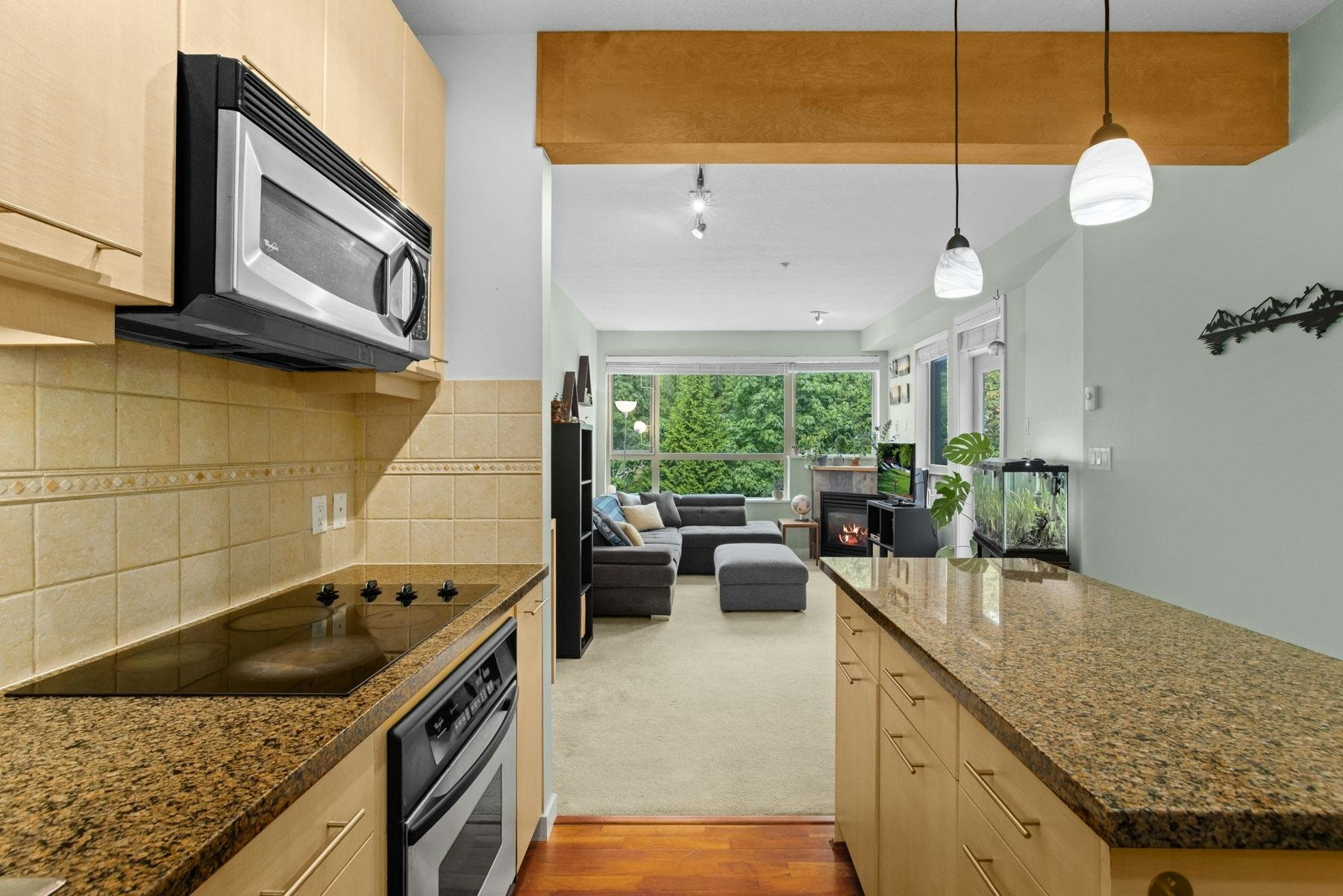 408-560 Ravenwoods Drive - 3