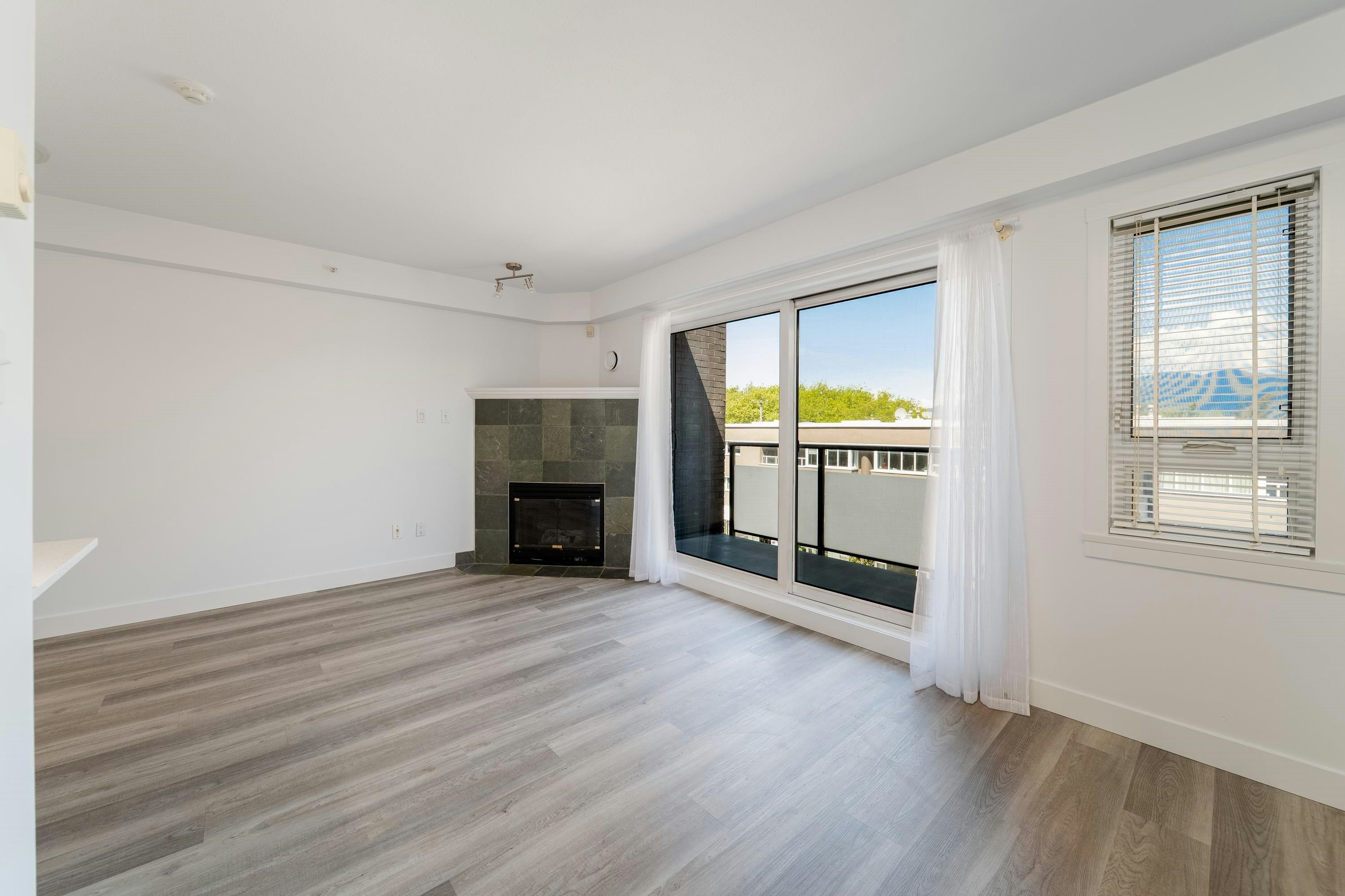 302-3788 W 10th Avenue, Vancouver, BC, V6R 2G4 - 6