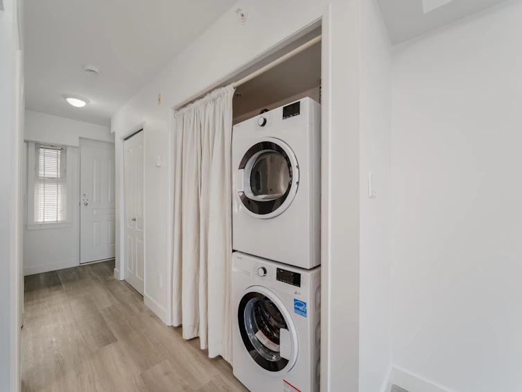 302-3788 W 10th Avenue, Vancouver, BC, V6R 2G4 - 22