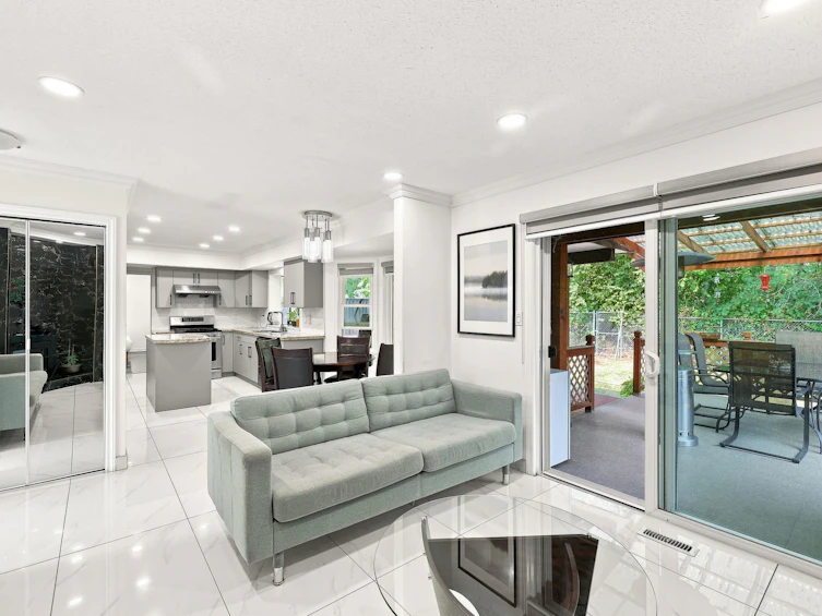 8676 146a Street, Surrey, BC, V3S 6N7 - 8
