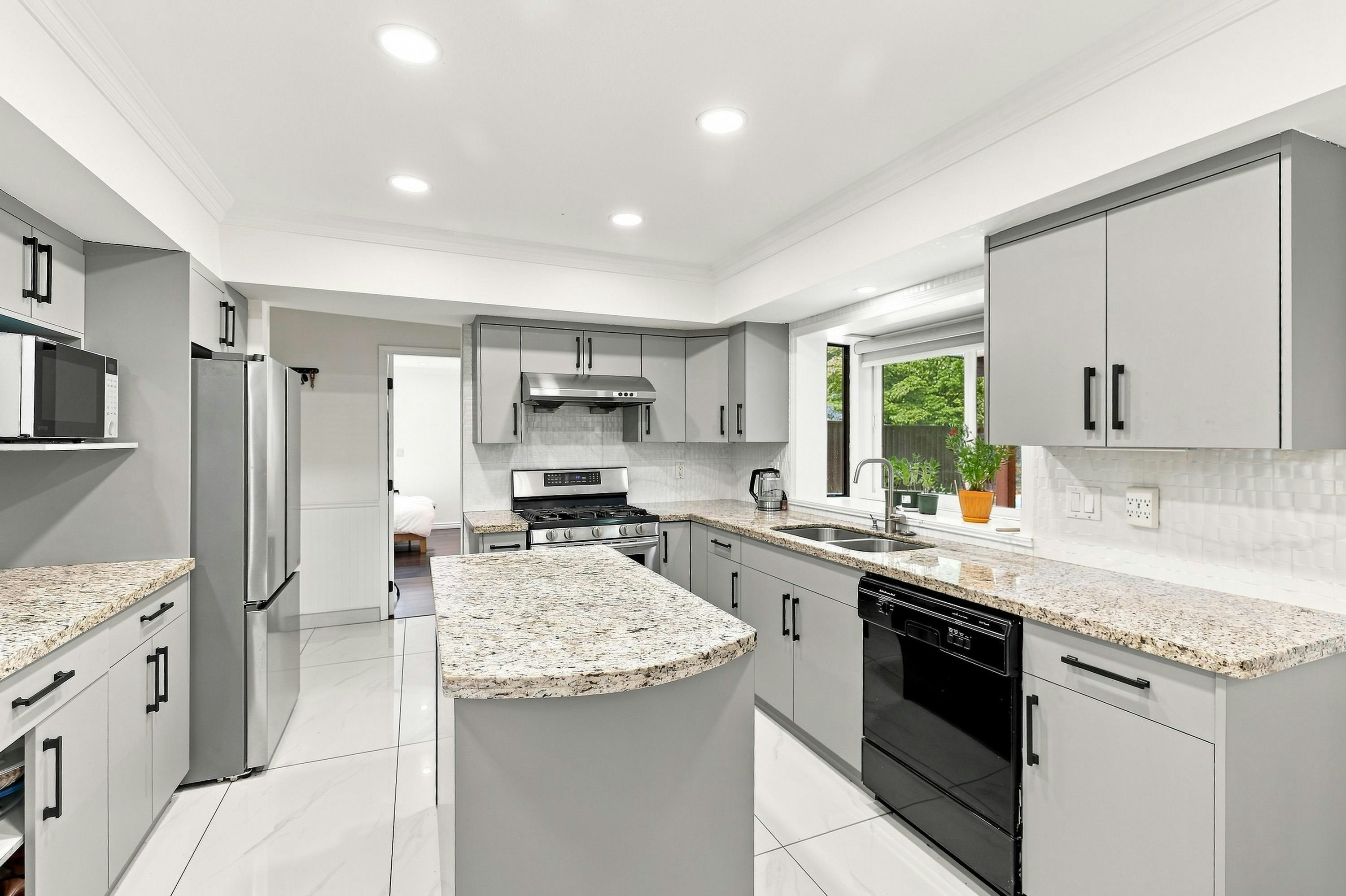 8676 146a Street, Surrey, BC, V3S 6N7 - 10