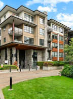 315 1152 Windsor Mews