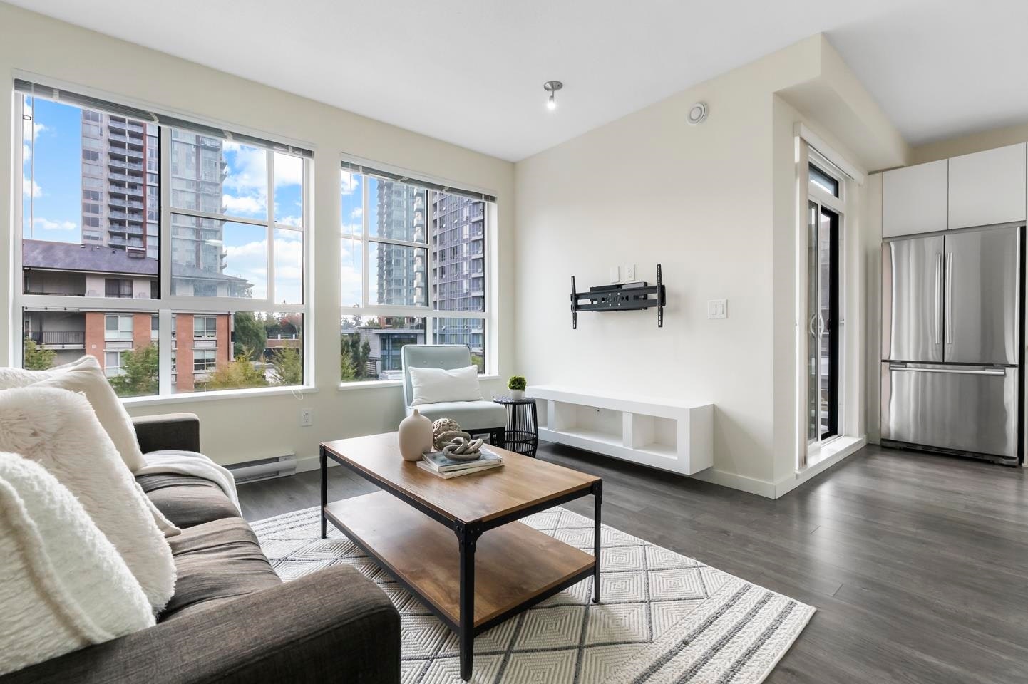 315-1152 Windsor Mews - 3