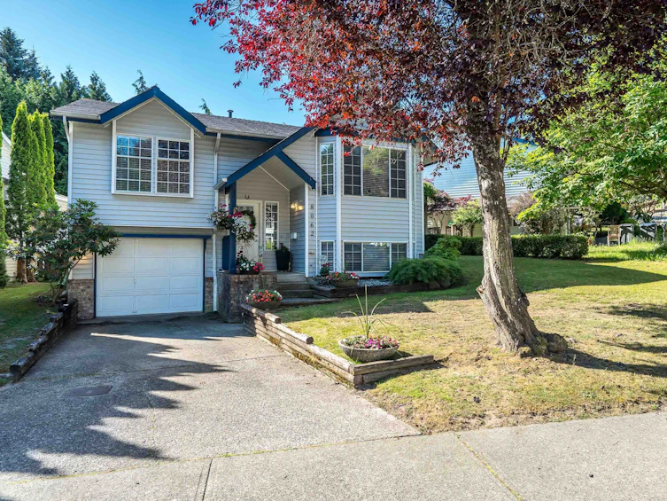 8062 138 Street, Surrey, BC, V3W 8P9