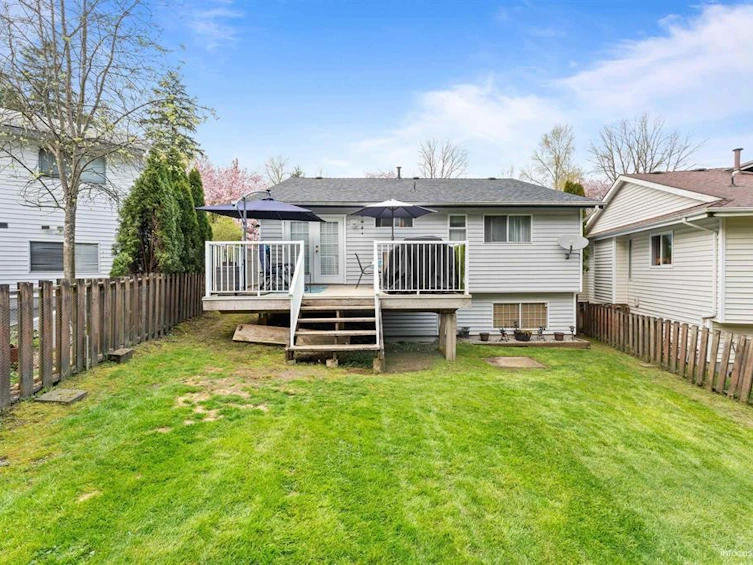 8062 138 Street, Surrey, BC, V3W 8P9 - 33