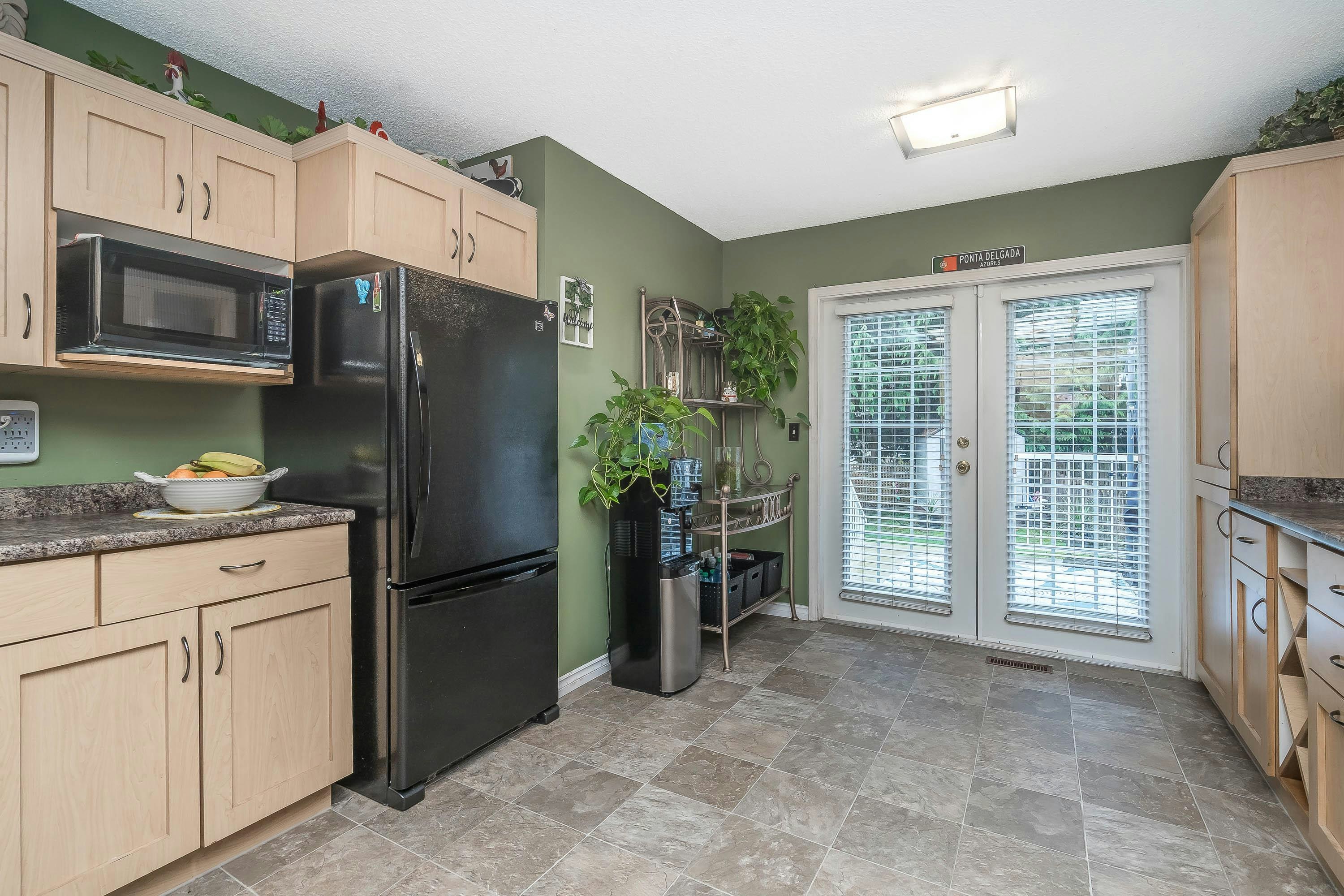8062 138 Street, Surrey, BC, V3W 8P9 - 15