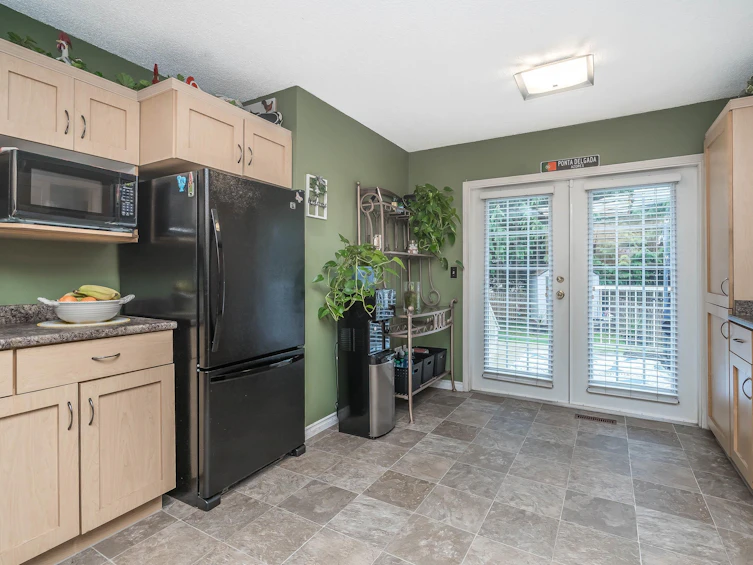 8062 138 Street, Surrey, BC, V3W 8P9 - 15