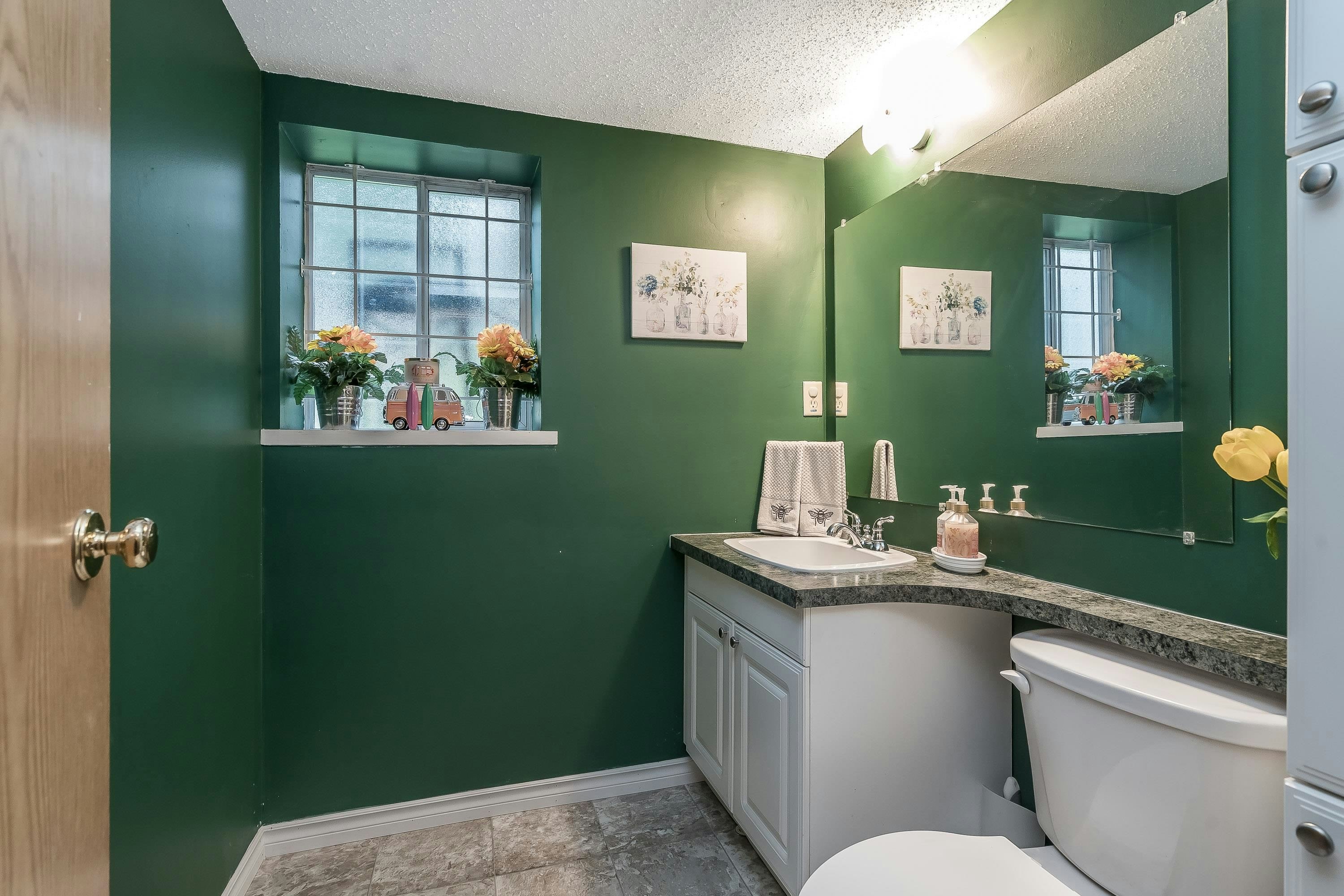 8062 138 Street, Surrey, BC, V3W 8P9 - 19
