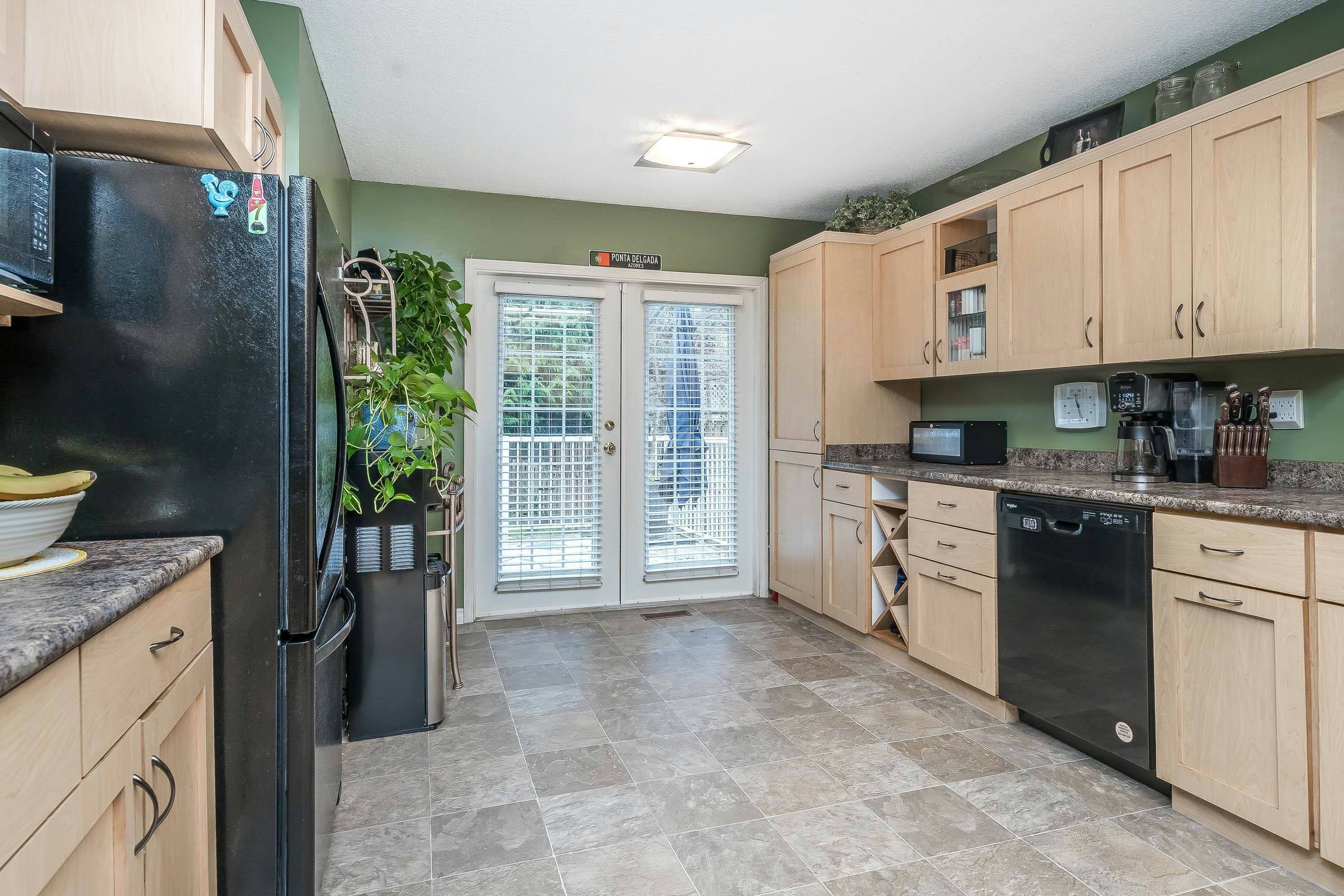 8062 138 Street, Surrey, BC, V3W 8P9 - 11
