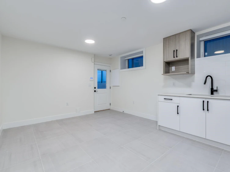 1-5459 Rhodes Street, Vancouver, BC, V5R 3P1 - 23