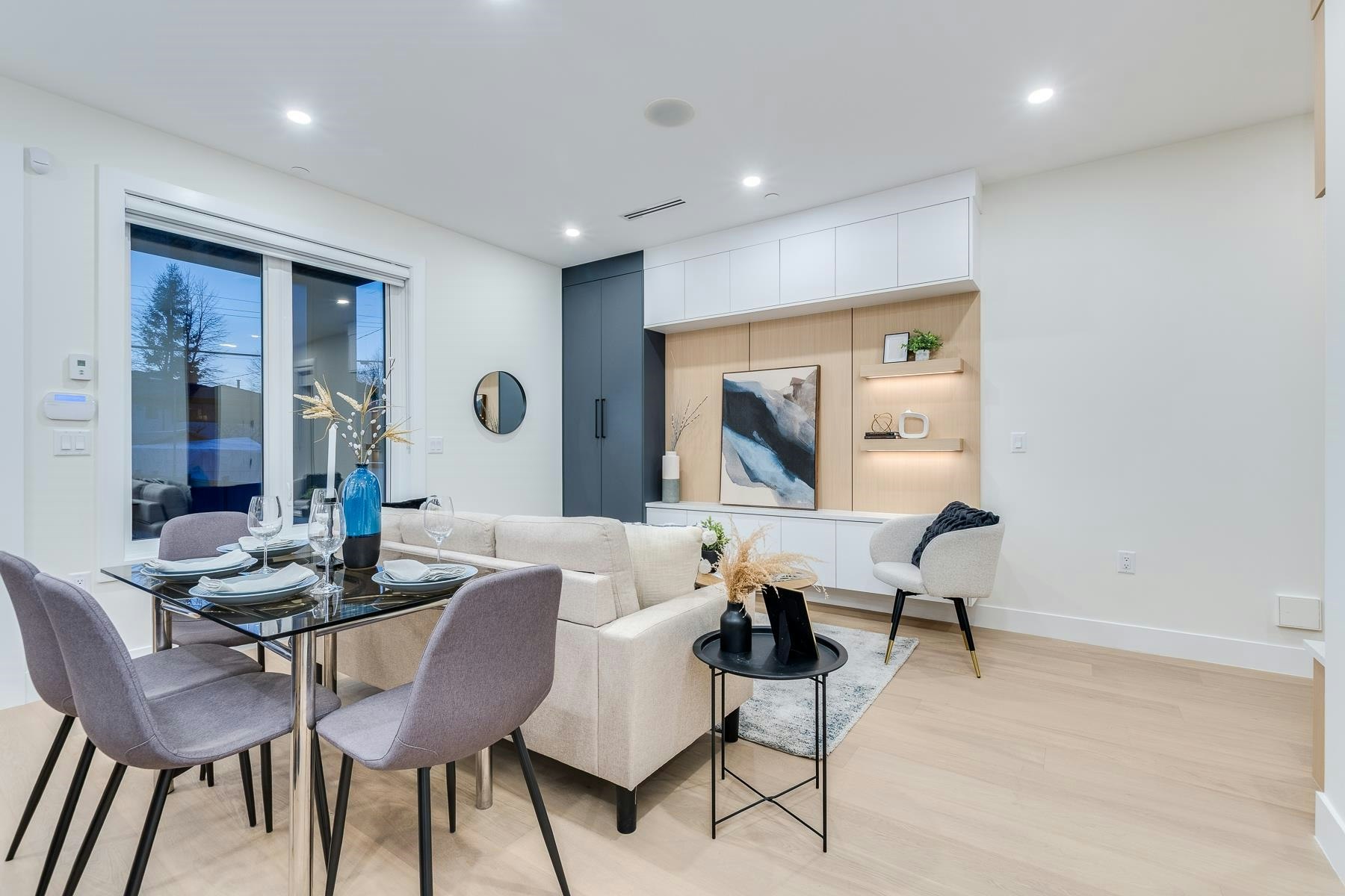 1-5459 Rhodes Street - 4