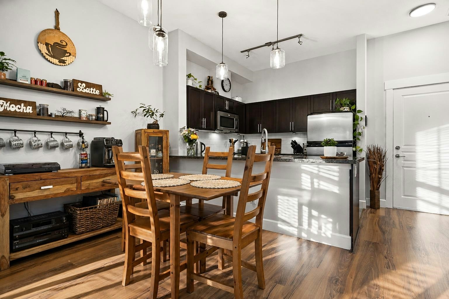 109-12283 224 Street, Maple Ridge, BC, V2X 8Z3