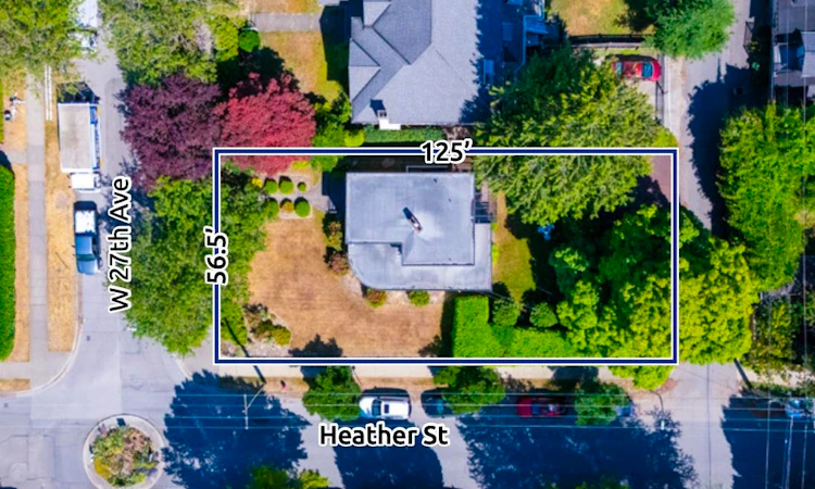 696 W 27th Avenue