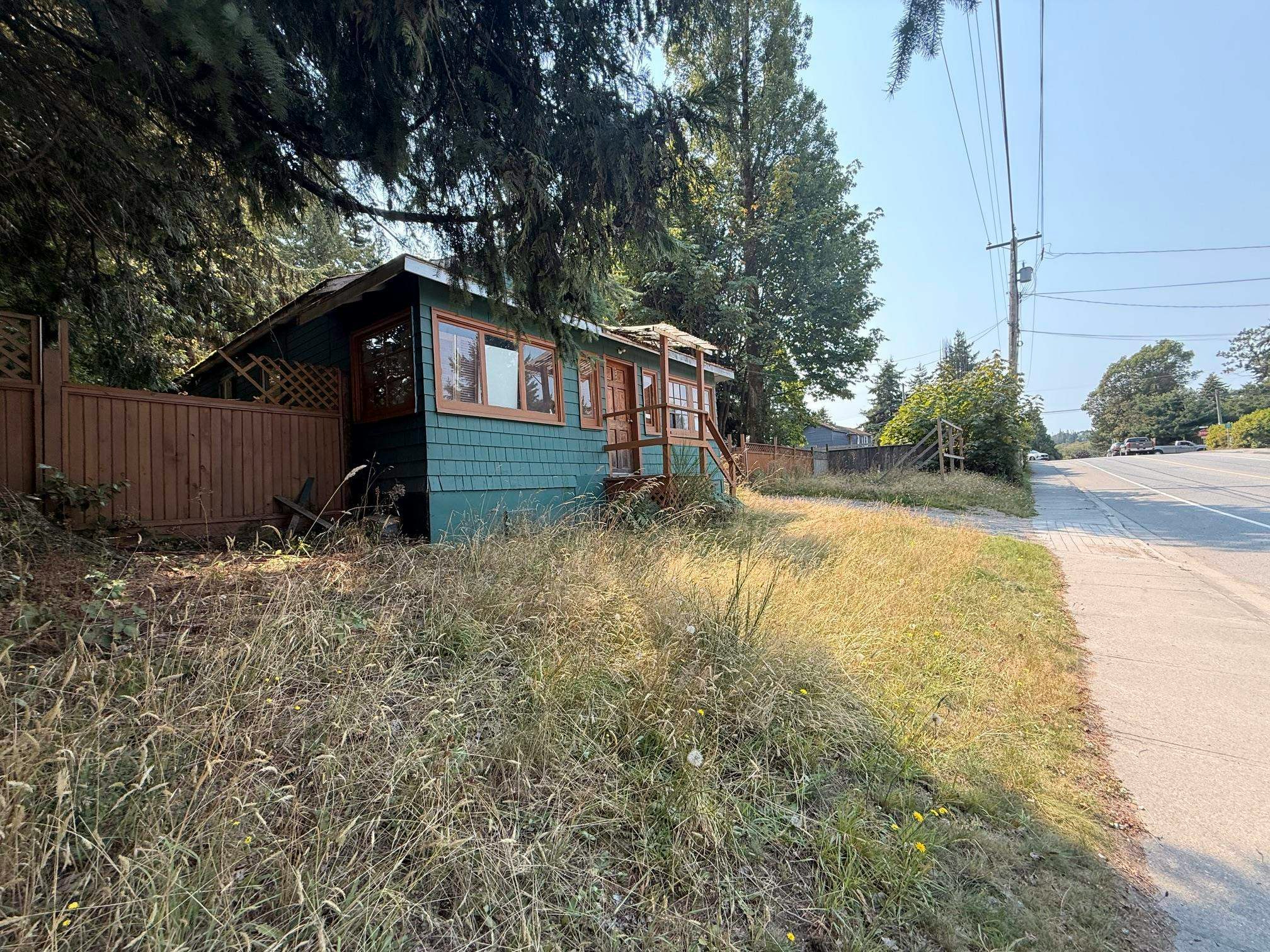 5700 Porpoise Bay Road, Sechelt, BC, V0N 3A0