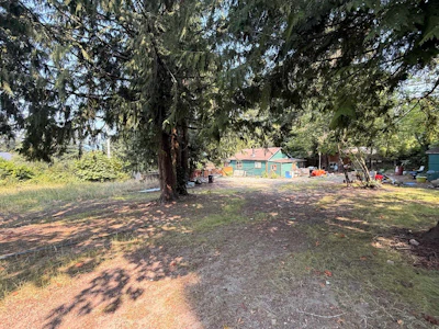 5700 Porpoise Bay Road - 4