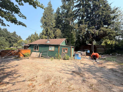 5700 Porpoise Bay Road - 2
